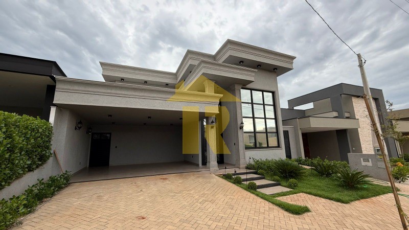 Casa de Condomínio com 3 quartos à venda, 235m² — foto 1 de 41