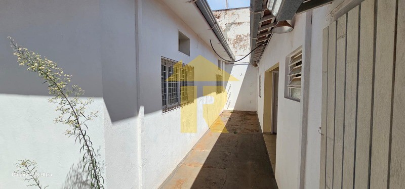Casa  à venda e aluguel, 157m² — foto 3 de 35