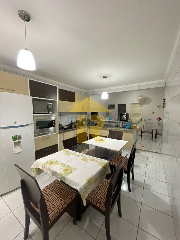 Casa com 3 quartos à venda, 140m² — foto 9 de 20