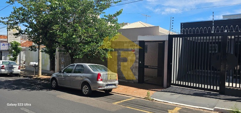 Casa  à venda e aluguel, 157m² — foto 2 de 35