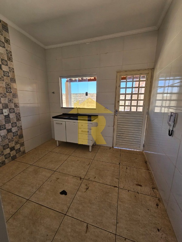 Casa com 3 quartos à venda, 75m² — foto 12 de 20