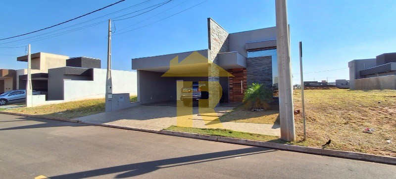 Casa de Condomínio com 3 quartos à venda, 140m² — foto 2 de 24