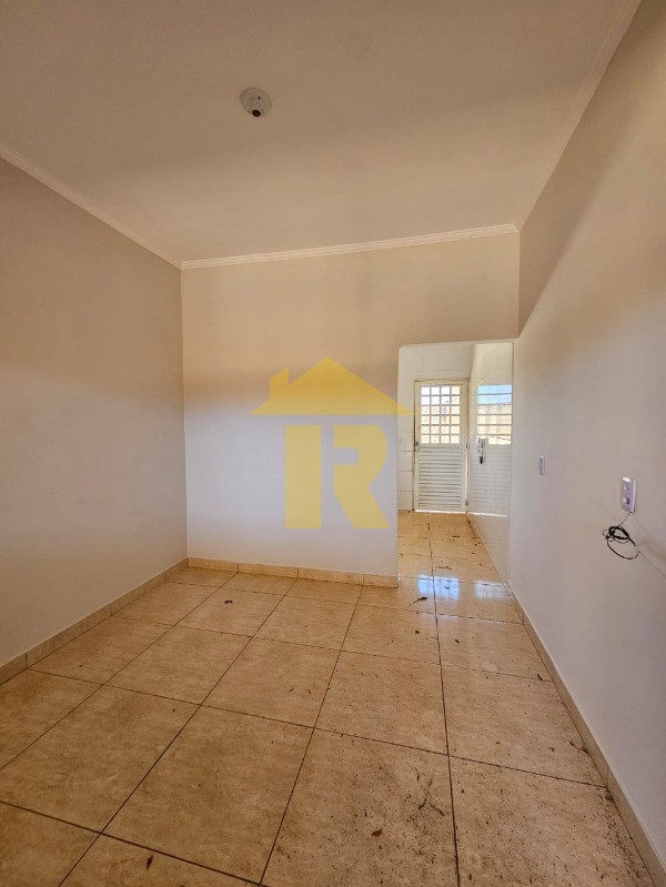 Casa com 3 quartos à venda, 75m² — foto 11 de 20