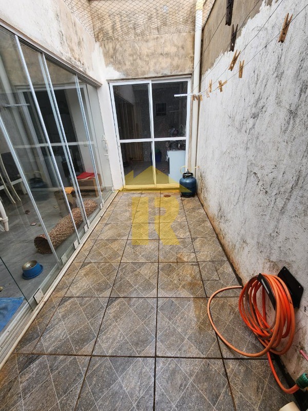Casa de Condomínio com 2 quartos à venda, 84m² — foto 8 de 25