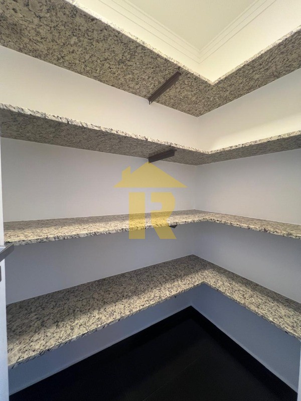 Casa de Condomínio com 4 quartos à venda, 320m² — foto 9 de 32
