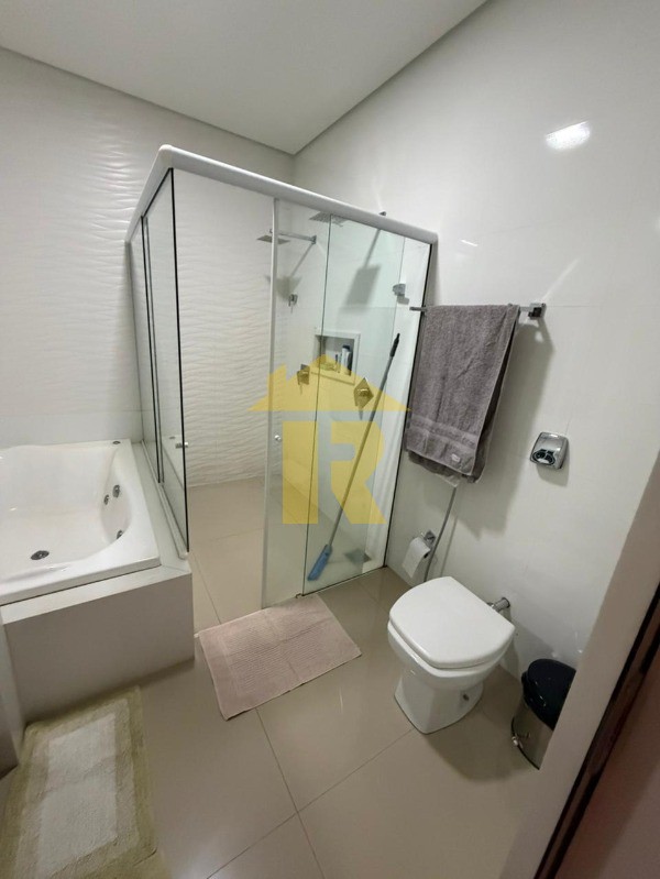 Casa de Condomínio com 3 quartos à venda, 240m² — foto 19 de 22