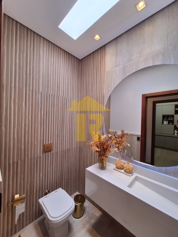 Casa de Condomínio com 3 quartos à venda, 270m² — foto 8 de 46