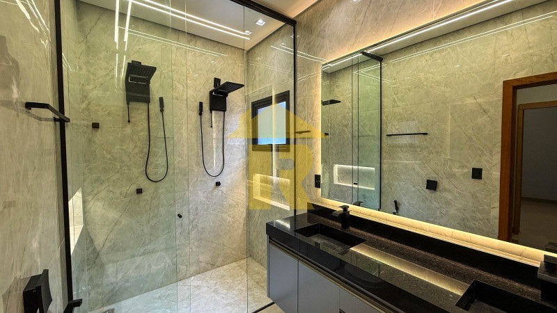 Casa de Condomínio com 3 quartos à venda, 183m² — foto 13 de 24