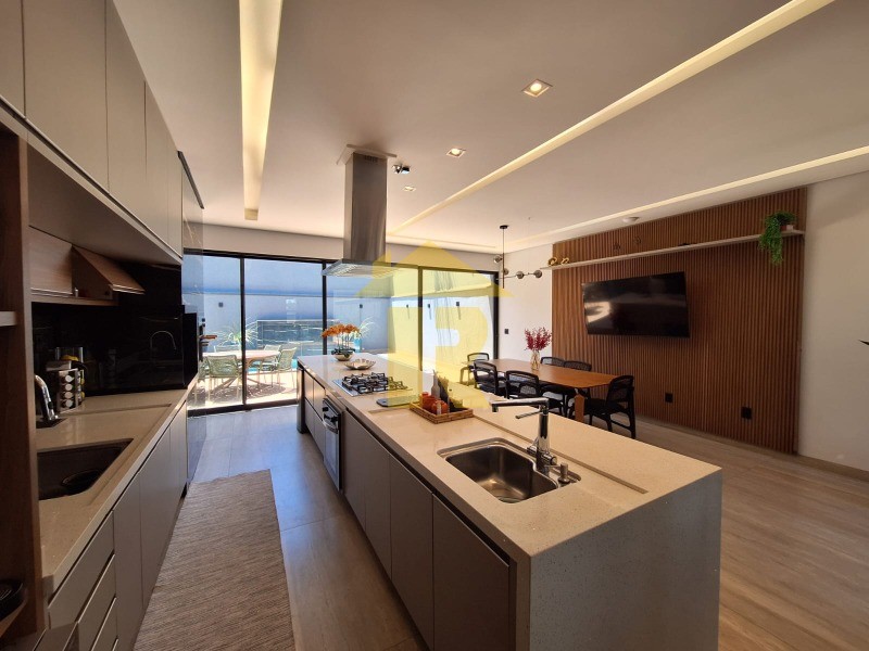 Casa de Condomínio com 3 quartos à venda, 270m² — foto 19 de 46