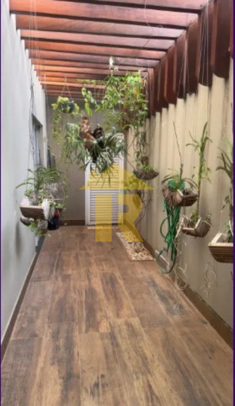 Casa de Condomínio com 3 quartos à venda, 240m² — foto 15 de 22