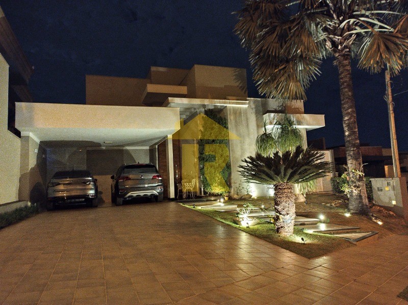 Casa de Condomínio com 3 quartos à venda, 217m² — foto 1 de 25