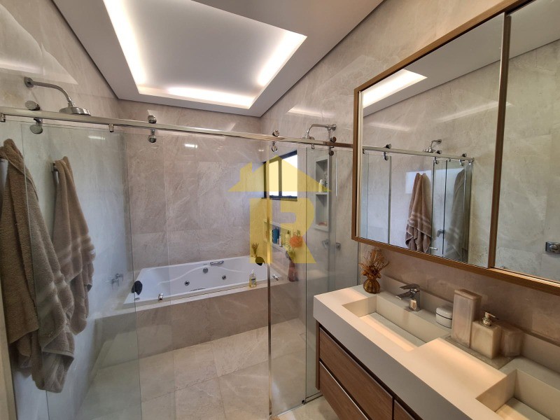 Casa de Condomínio com 3 quartos à venda, 270m² — foto 38 de 46