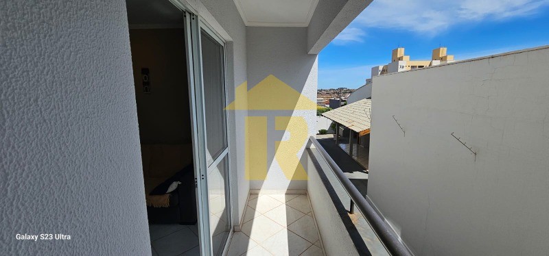 Apartamento com 2 quartos à venda, 80m² — foto 17 de 21