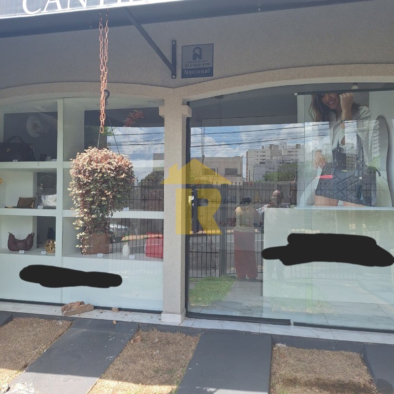 Casa com 3 quartos para aluguel, 300m² — foto 3 de 31