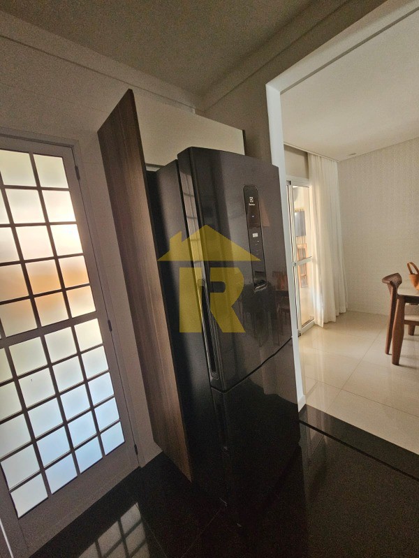 Casa de Condomínio com 3 quartos à venda, 154m² — foto 8 de 25
