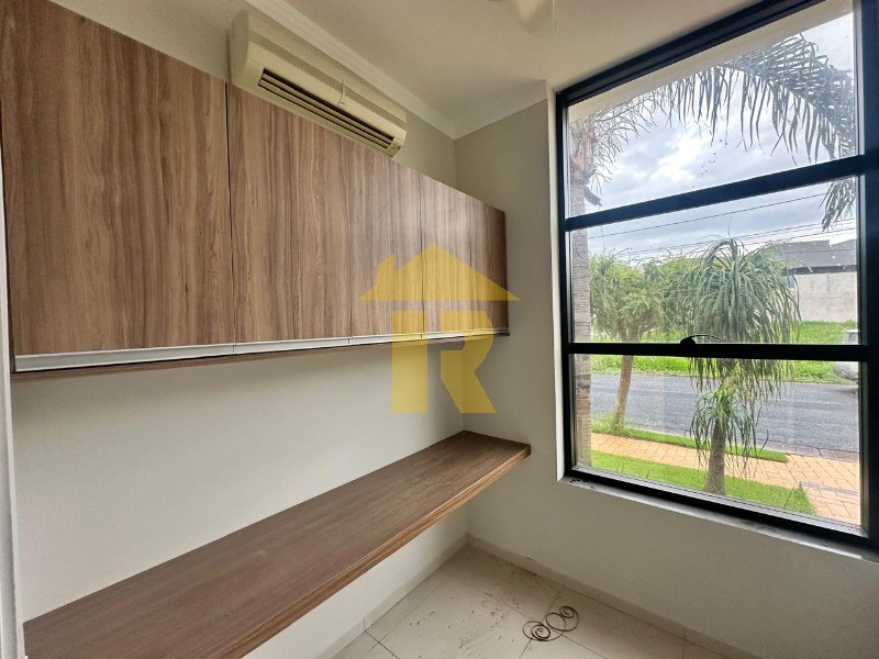 Casa de Condomínio com 3 quartos à venda, 170m² — foto 4 de 28
