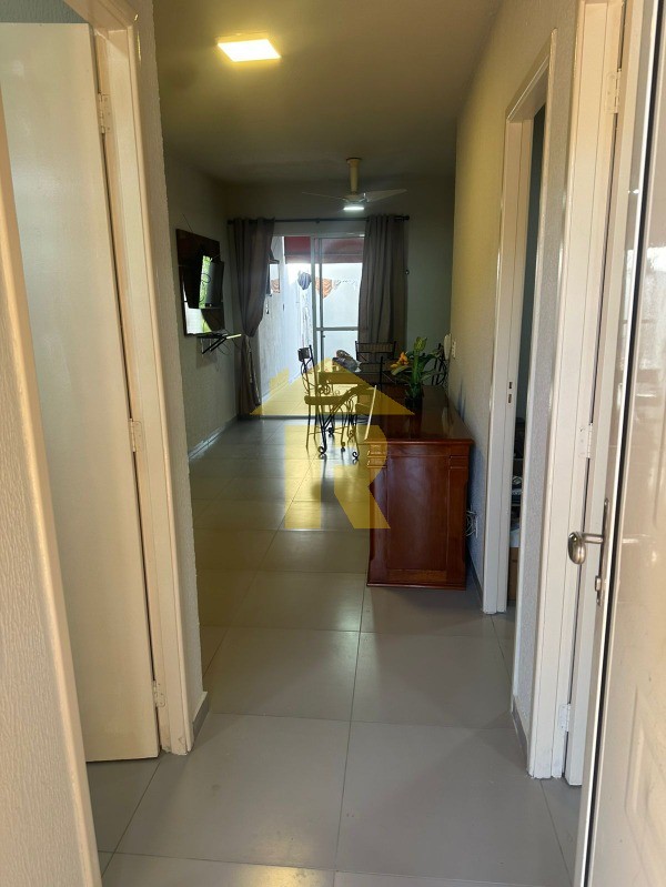 Casa de Condomínio com 2 quartos à venda, 90m² — foto 2 de 24