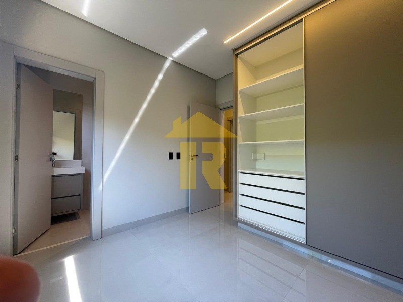 Casa de Condomínio com 3 quartos à venda, 275m² — foto 32 de 38
