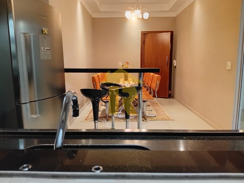Casa de Condomínio com 3 quartos à venda e aluguel, 205m² — foto 42 de 59