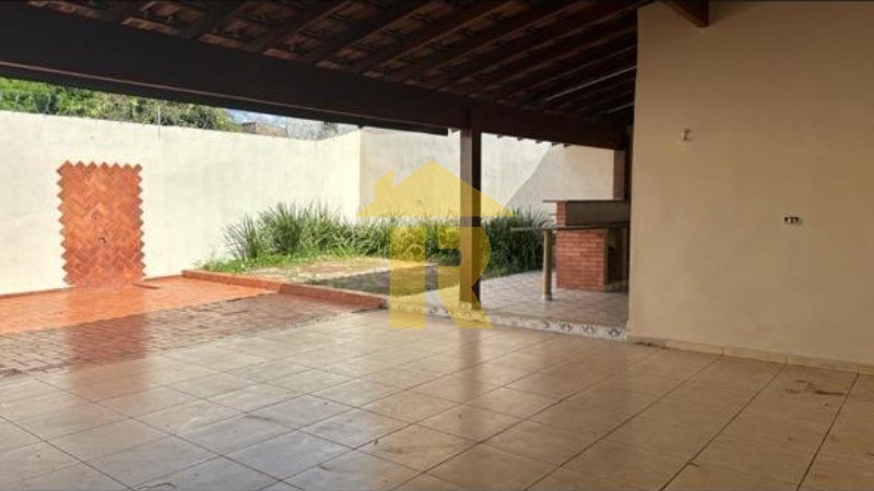 Casa com 4 quartos à venda, 220m² — foto 12 de 20