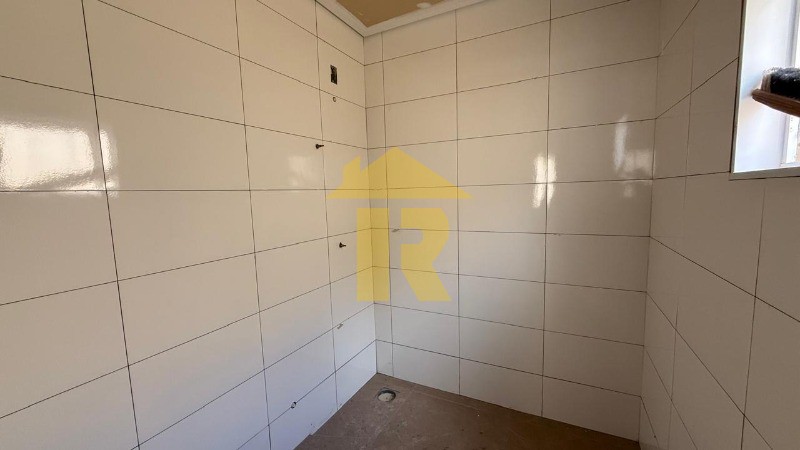 Casa com 3 quartos à venda, 244m² — foto 13 de 27