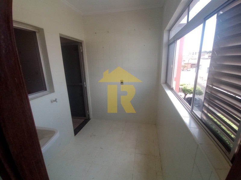 Apartamento com 3 quartos à venda, 110m² — foto 10 de 30
