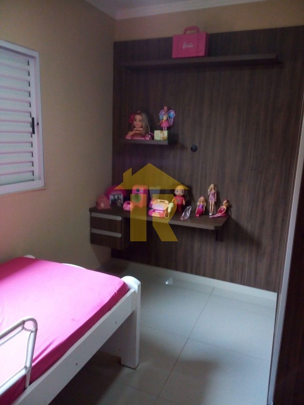 Casa com 3 quartos à venda, 100m² — foto 15 de 31