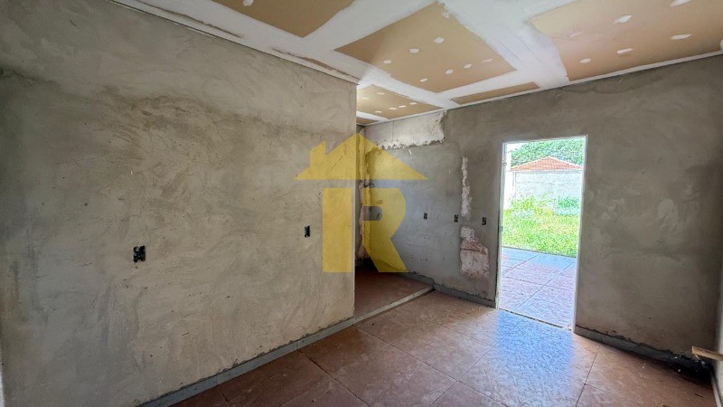 Casa com 3 quartos à venda, 244m² — foto 19 de 27