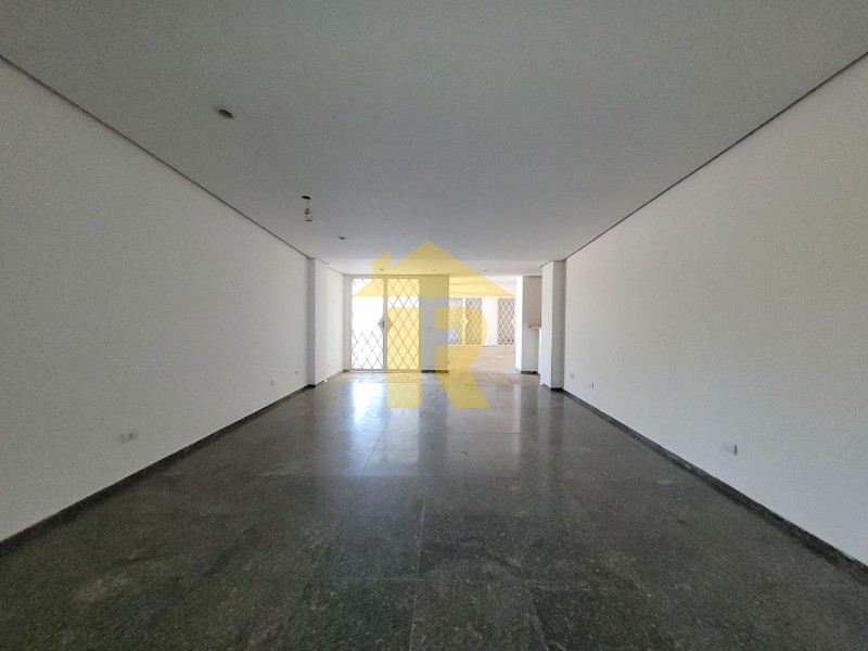 Casa com 3 quartos à venda, 405m² — foto 10 de 35