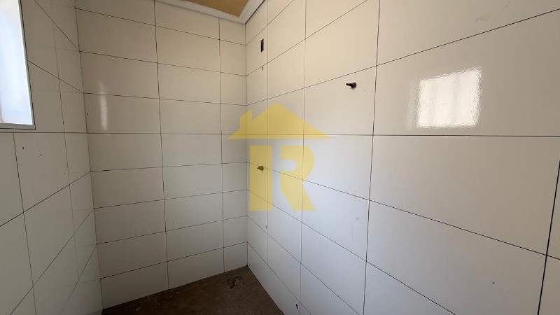 Casa com 3 quartos à venda, 244m² — foto 14 de 27