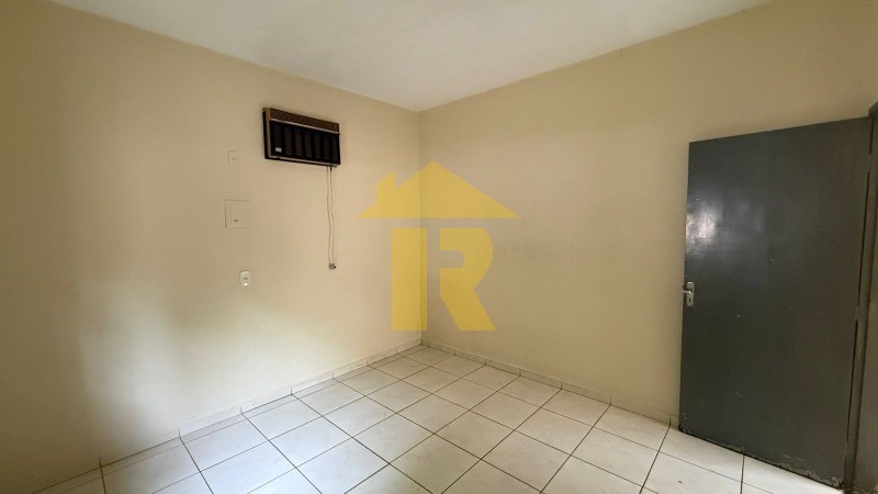 Casa com 2 quartos à venda e aluguel, 200m² — foto 11 de 33