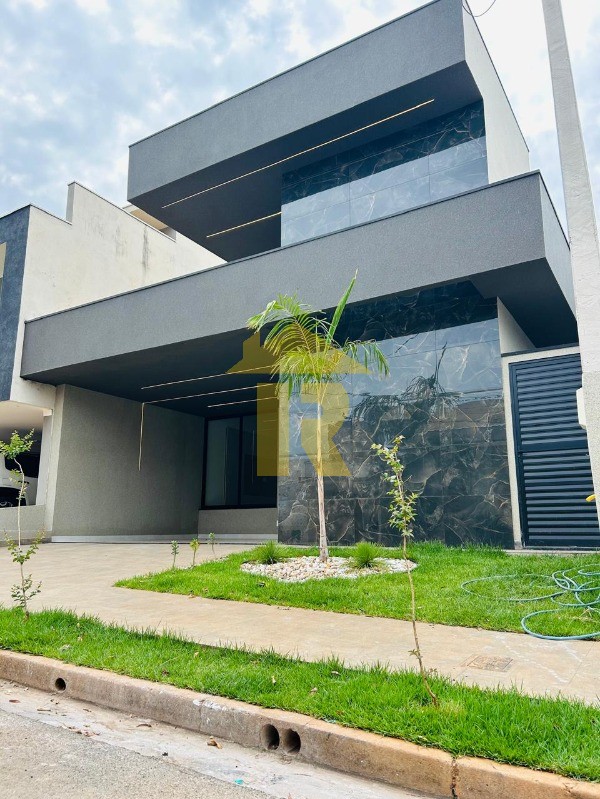 Casa de Condomínio com 3 quartos à venda, 134m² — foto 2 de 32