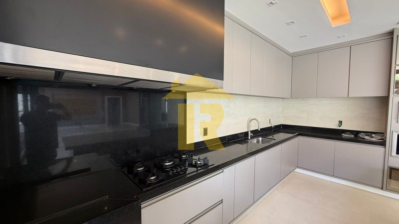 Casa de Condomínio com 3 quartos à venda, 320m² — foto 15 de 27