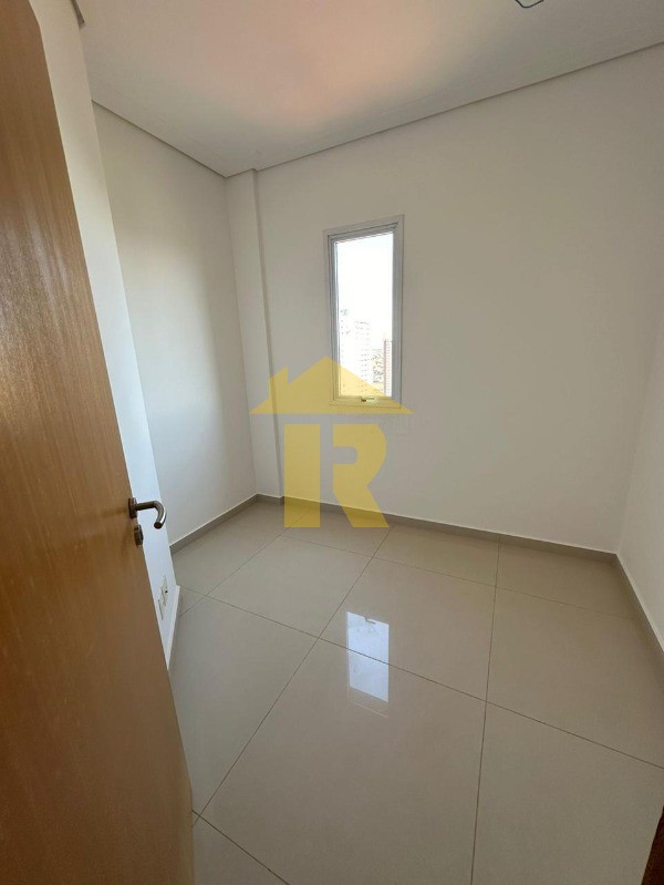 Apartamento com 4 quartos à venda, 388m² — foto 23 de 30