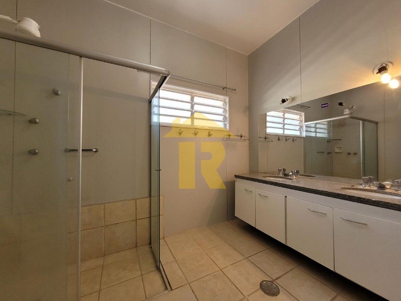 Casa com 3 quartos à venda, 405m² — foto 22 de 35