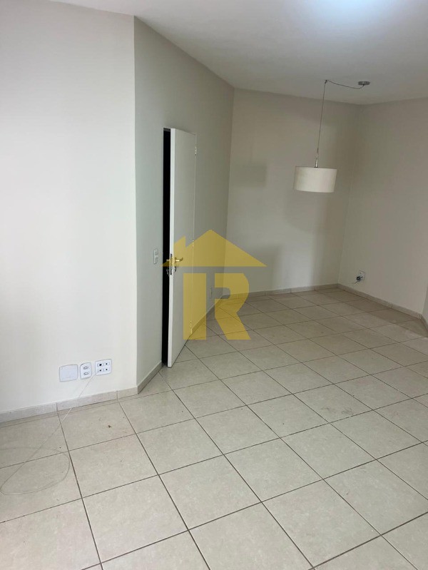 Apartamento com 2 quartos à venda, 74m² — foto 2 de 30