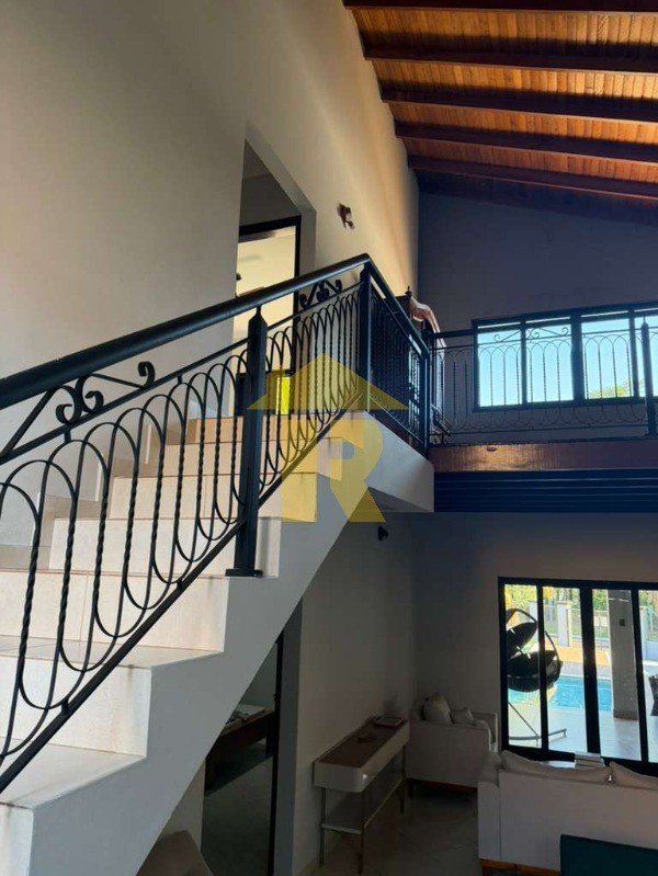 Casa de Condomínio com 4 quartos à venda, 560m² — foto 24 de 33