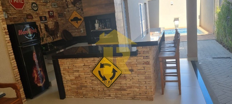 Casa de Condomínio com 3 quartos à venda e aluguel, 230m² — foto 19 de 25