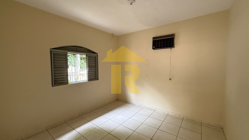 Casa com 2 quartos à venda e aluguel, 200m² — foto 12 de 33