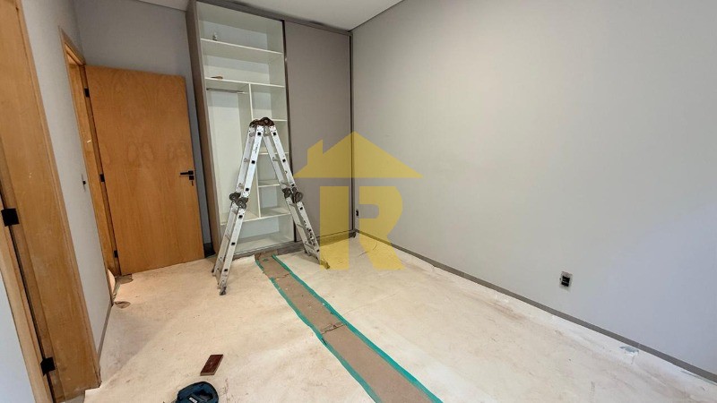 Casa de Condomínio com 4 quartos à venda, 230m² — foto 28 de 30