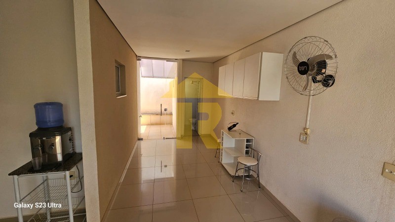 Casa de Condomínio com 3 quartos à venda e aluguel, 110m² — foto 5 de 29