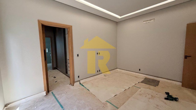Casa de Condomínio com 4 quartos à venda, 230m² — foto 13 de 30