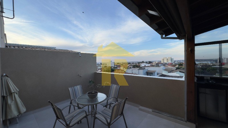 Apartamento com 2 quartos à venda, 143m² — foto 16 de 28