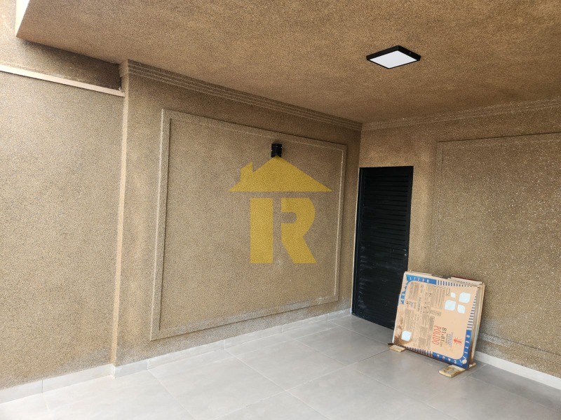 Casa com 3 quartos à venda, 140m² — foto 2 de 22
