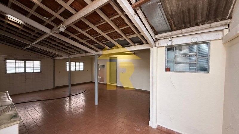 Casa com 2 quartos à venda e aluguel, 200m² — foto 18 de 33