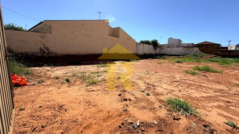 Terreno / Lote / Condomínio  à venda, 900m² — foto 11 de 12