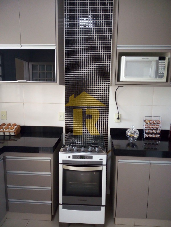 Casa com 3 quartos à venda, 100m² — foto 30 de 31