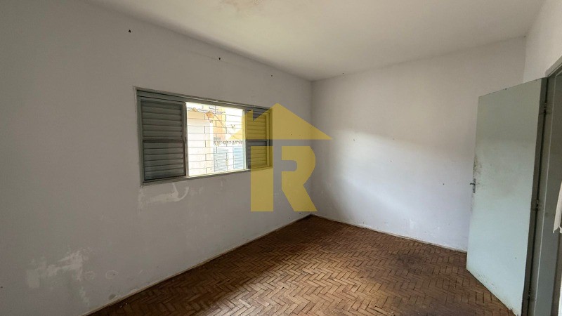 Casa com 2 quartos à venda e aluguel, 200m² — foto 30 de 33