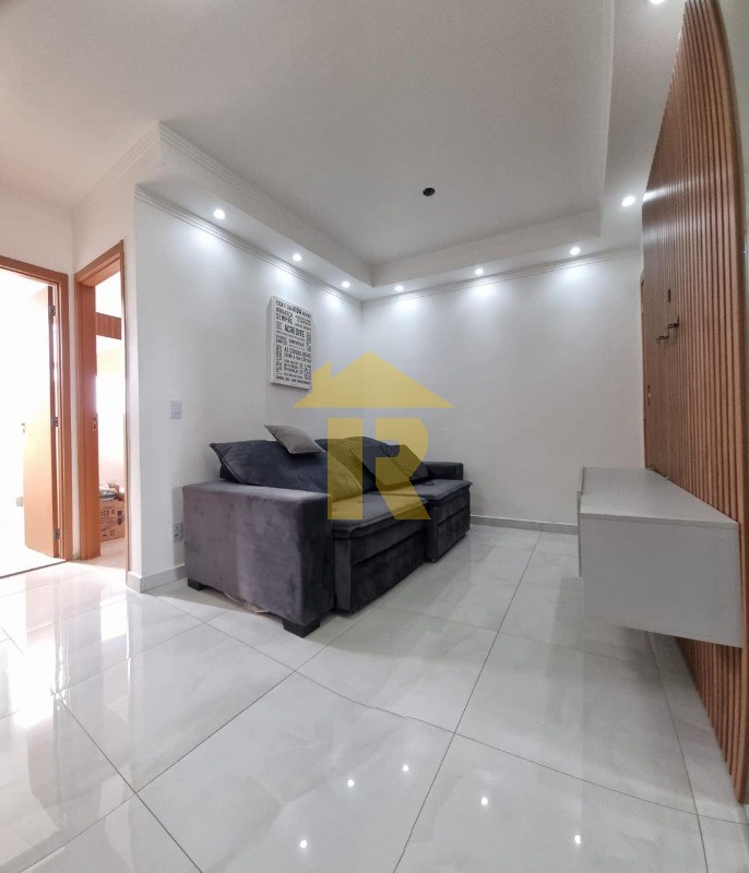 Apartamento com 2 quartos à venda, 45m² — foto 1 de 23
