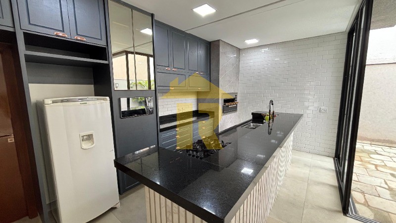Casa de Condomínio com 3 quartos à venda, 245m² — foto 15 de 29